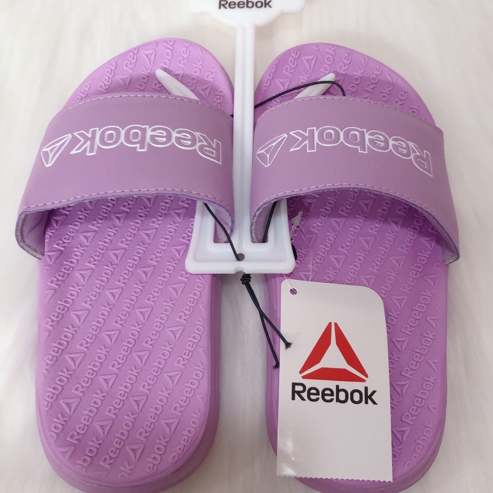 Reebok Girls Size 13 Slippers